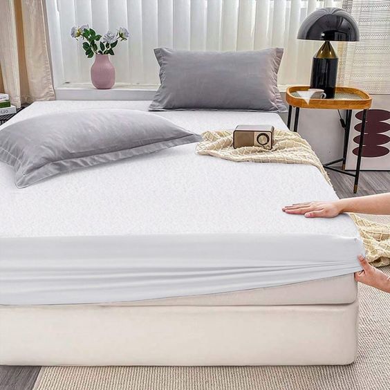 Mattress Protector - Fitted Sheet - 100% Water Proof